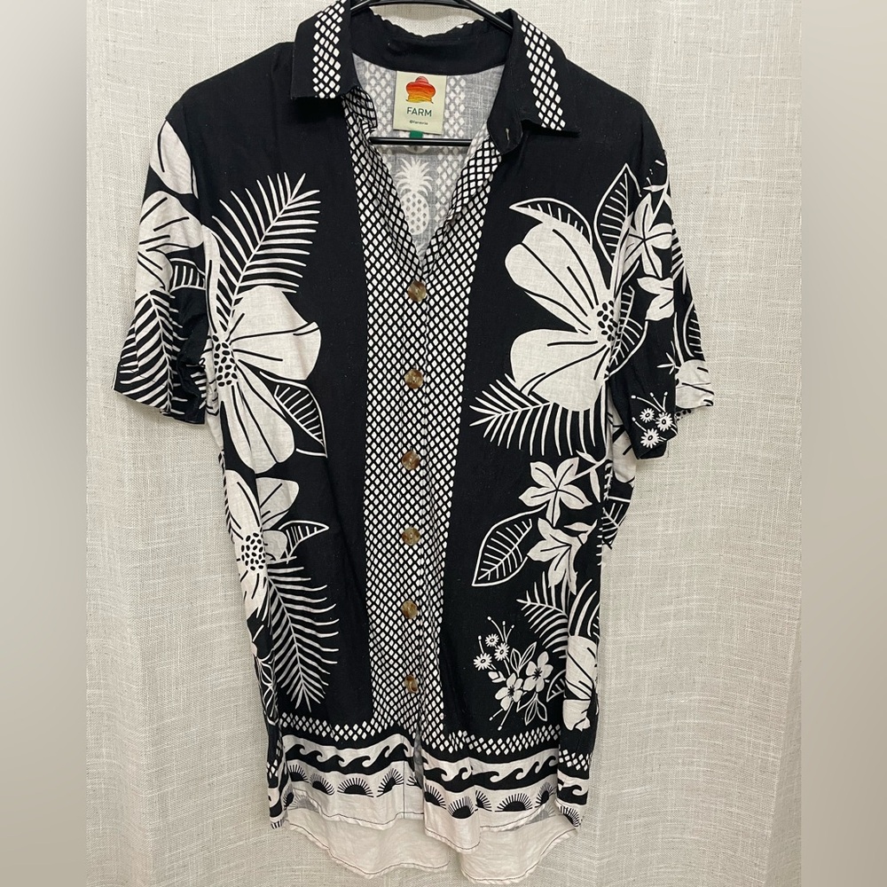 Farm Rio. Button up shirt. Worn once. Size XS
